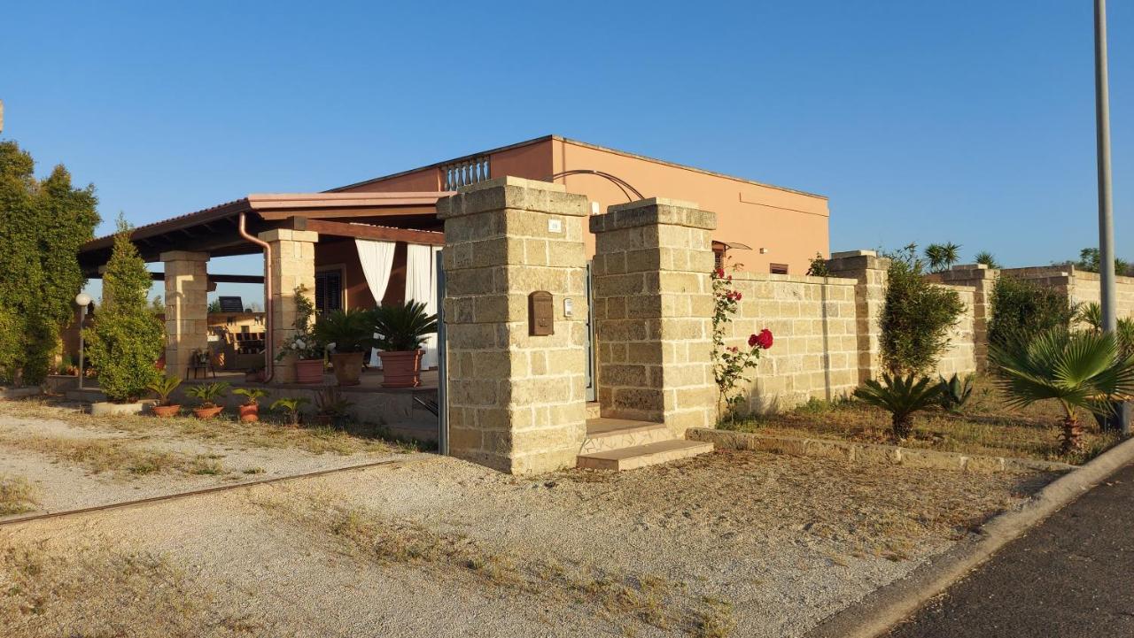 Oniro Specchia Bed and Breakfast Eksteriør billede